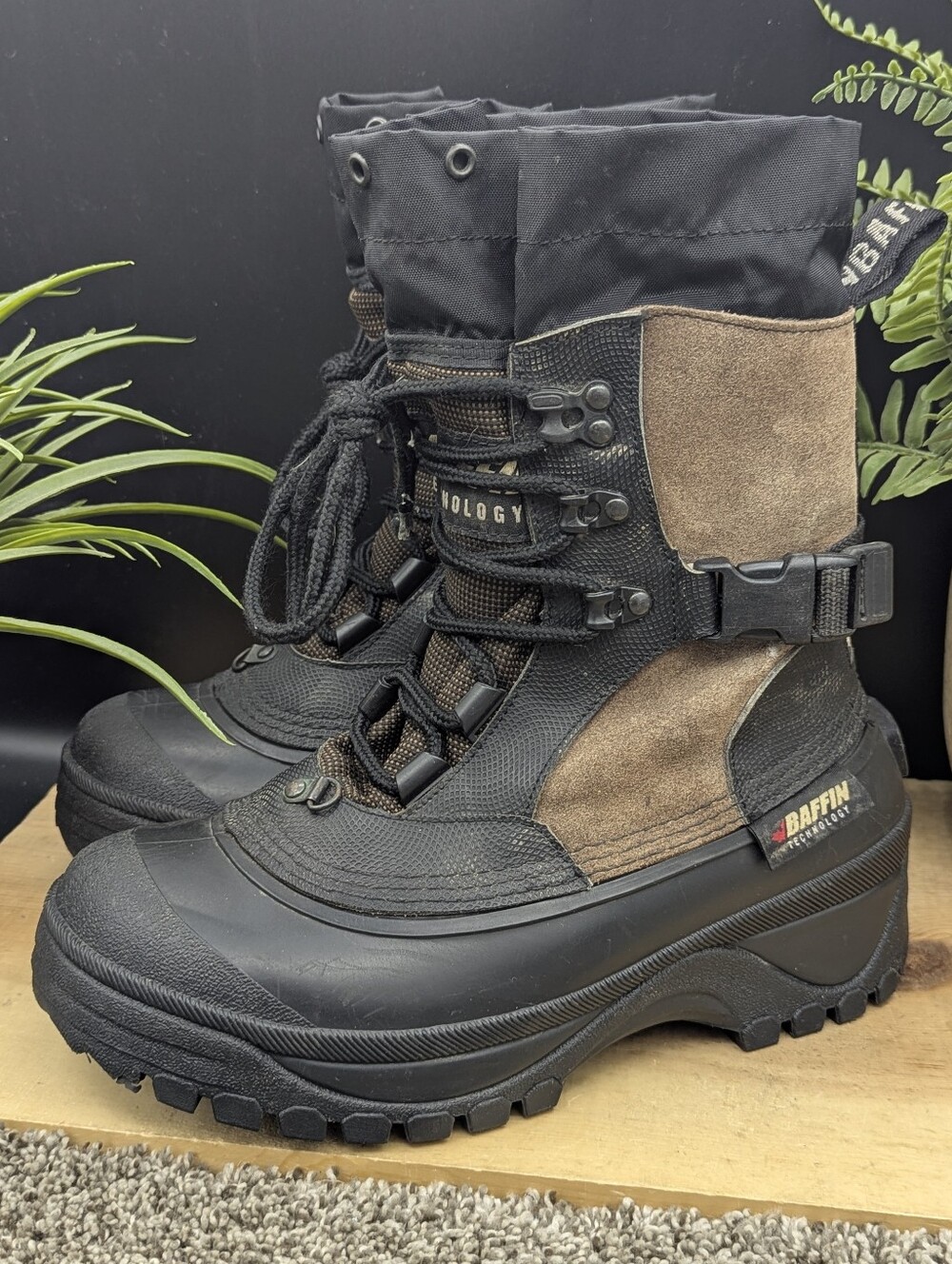 Baffin Insulated Mens Size 8 Made In Canada Waterproof Boots
